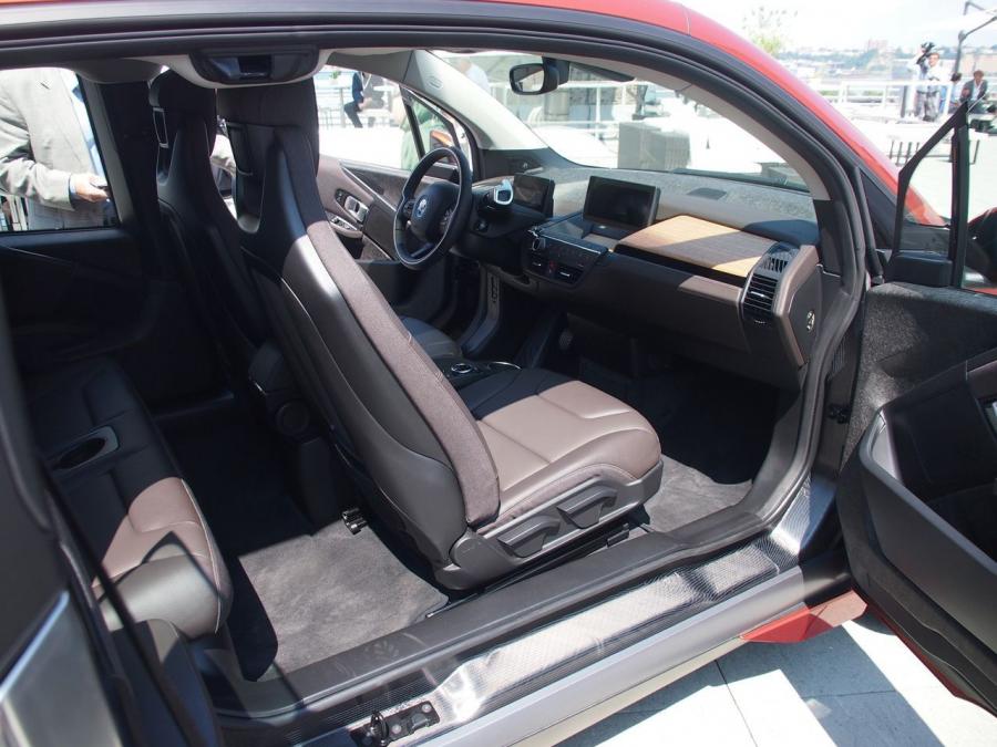  BMW i3 2014 года  (фото 88 из 240)